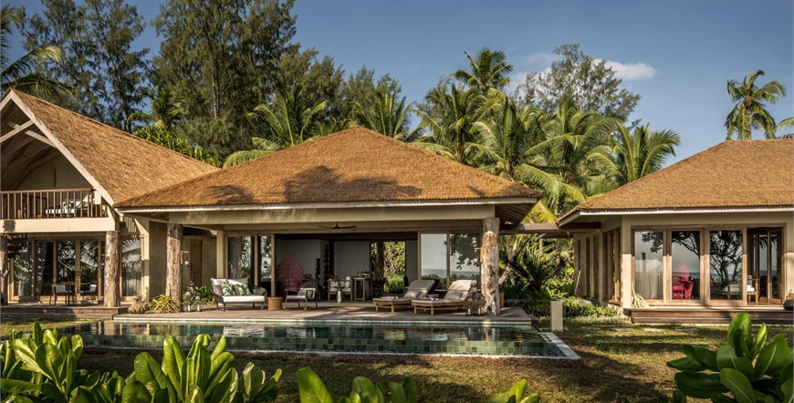 (14815)Four Seasons Resort Seychelles at Desroches Island