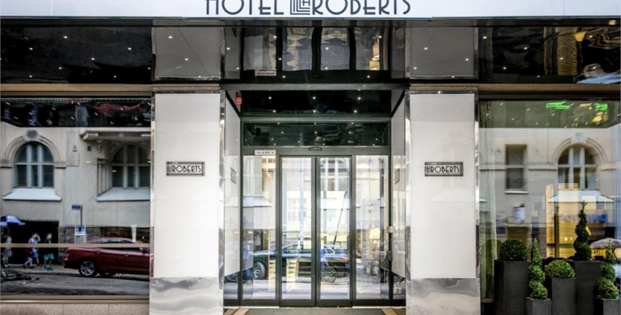 (19193)Hotel Lilla Roberts