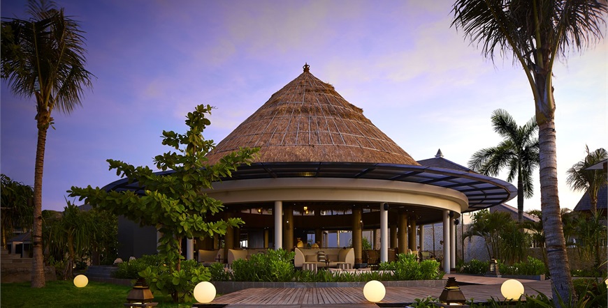 The Ritz-Carlton, Bali-Breezes Dusk