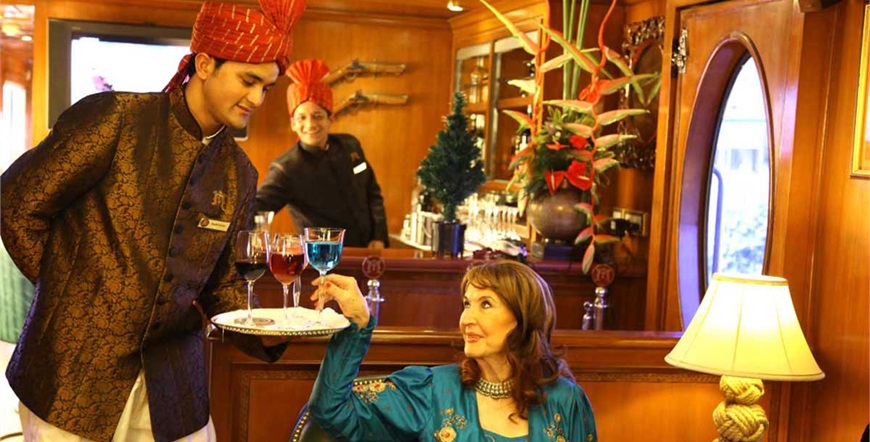Maharaja's Express-Indijski Splendour-Lounge-Bar